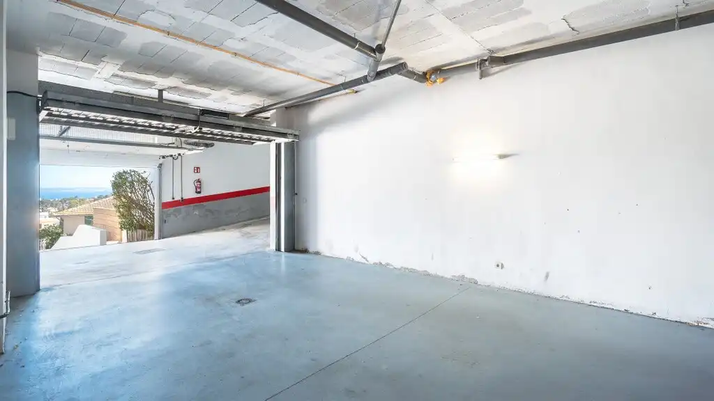 Parking de Casa adosada en venta en  Palma de Mallorca con Aire acondicionado, Terraza y Amueblado