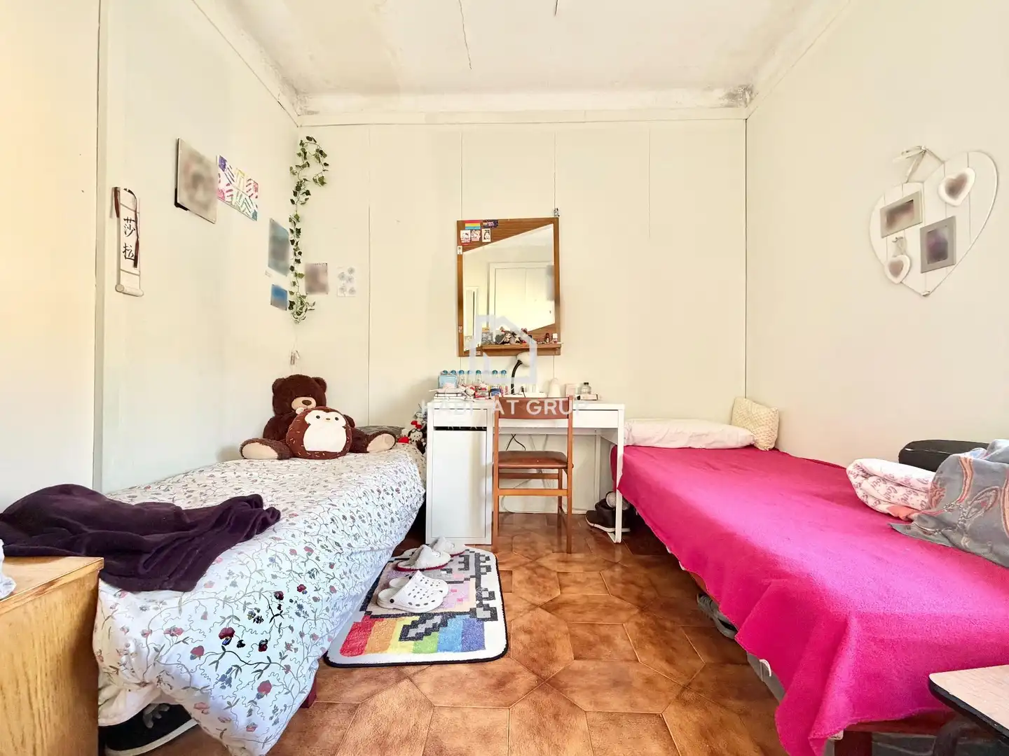 Habitación de Casa adosada en venta en Girona con Terraza y Trastero