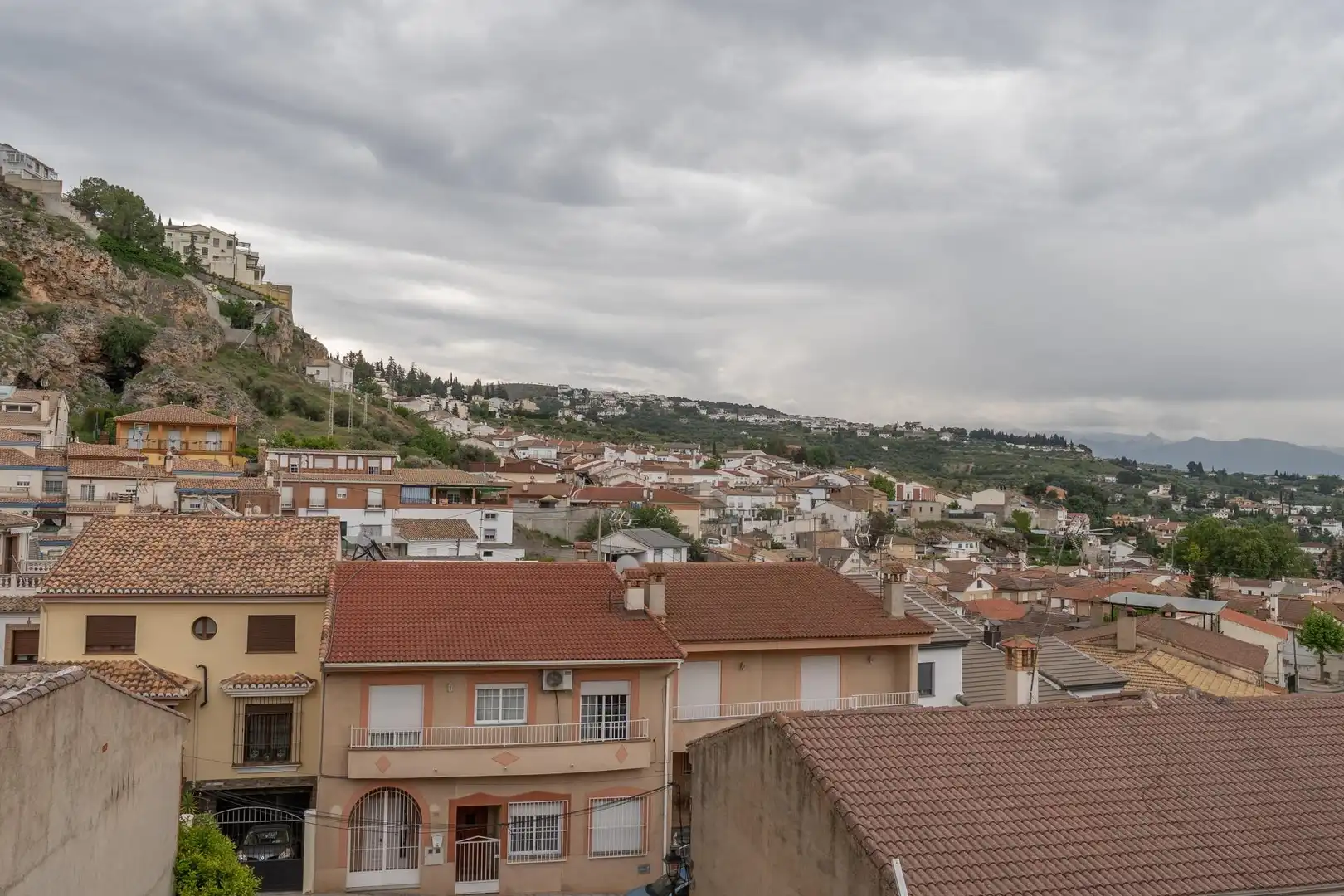 Vista exterior de Casa o chalet en venta en Alfacar con Terraza