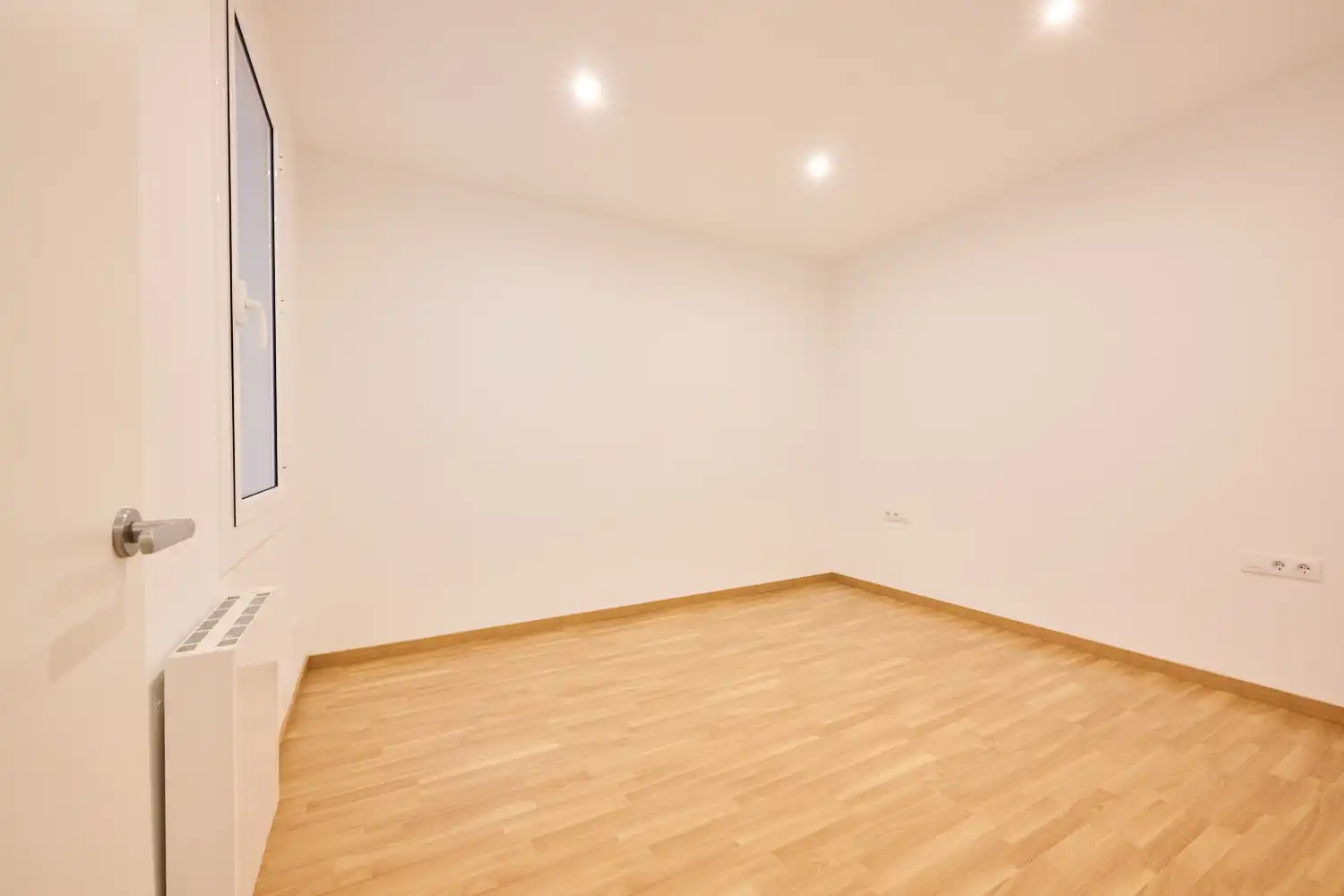 Piso en venta en Barcelona con Aire acondicionado, Calefacción y Horno