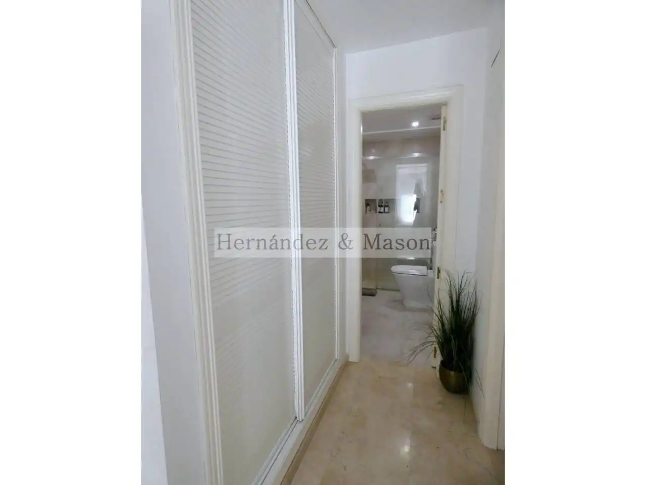 Casa aparellada amb jardí en venda a Avenida Inmaculada Concepción, imagen 18