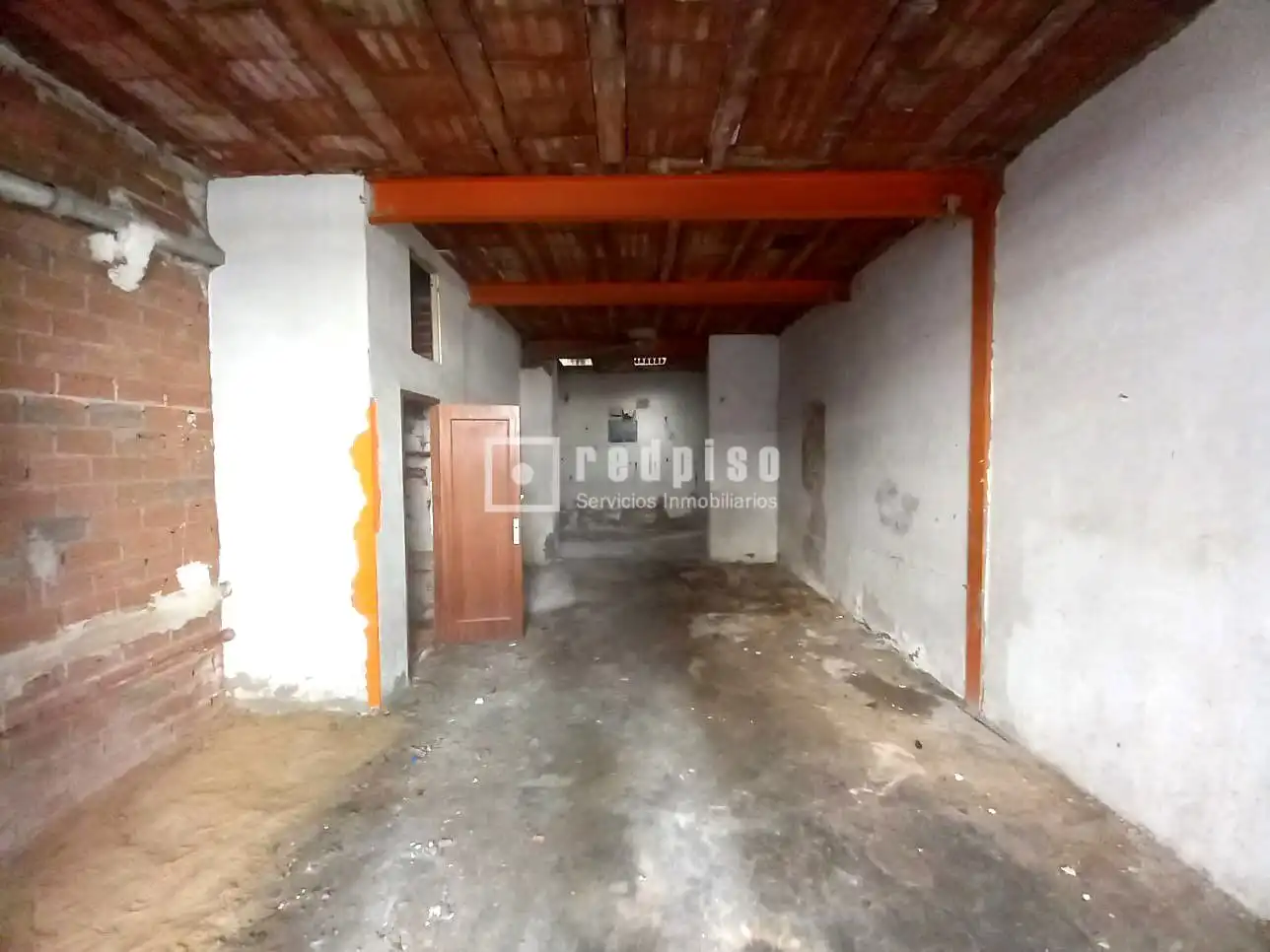 Local comercial en venda a Villaverde