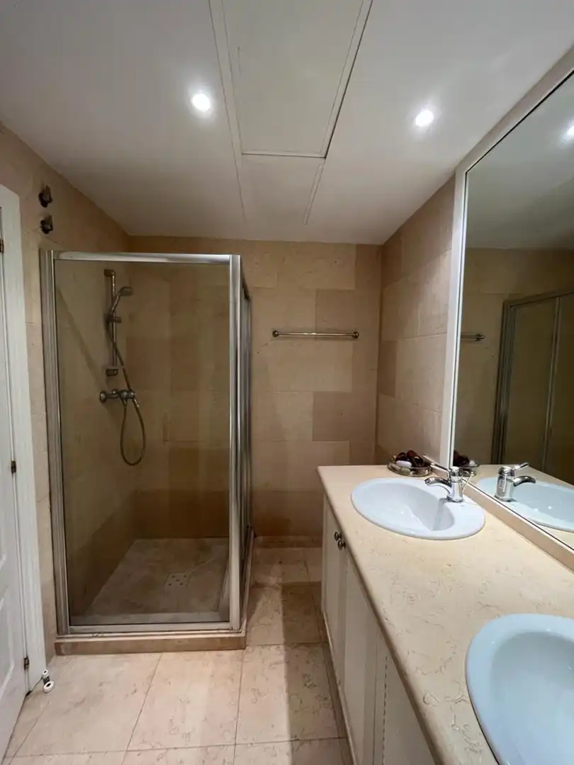 Apartament amb piscina en venda a Plaza Costa del Sol 12-32, imagen 21