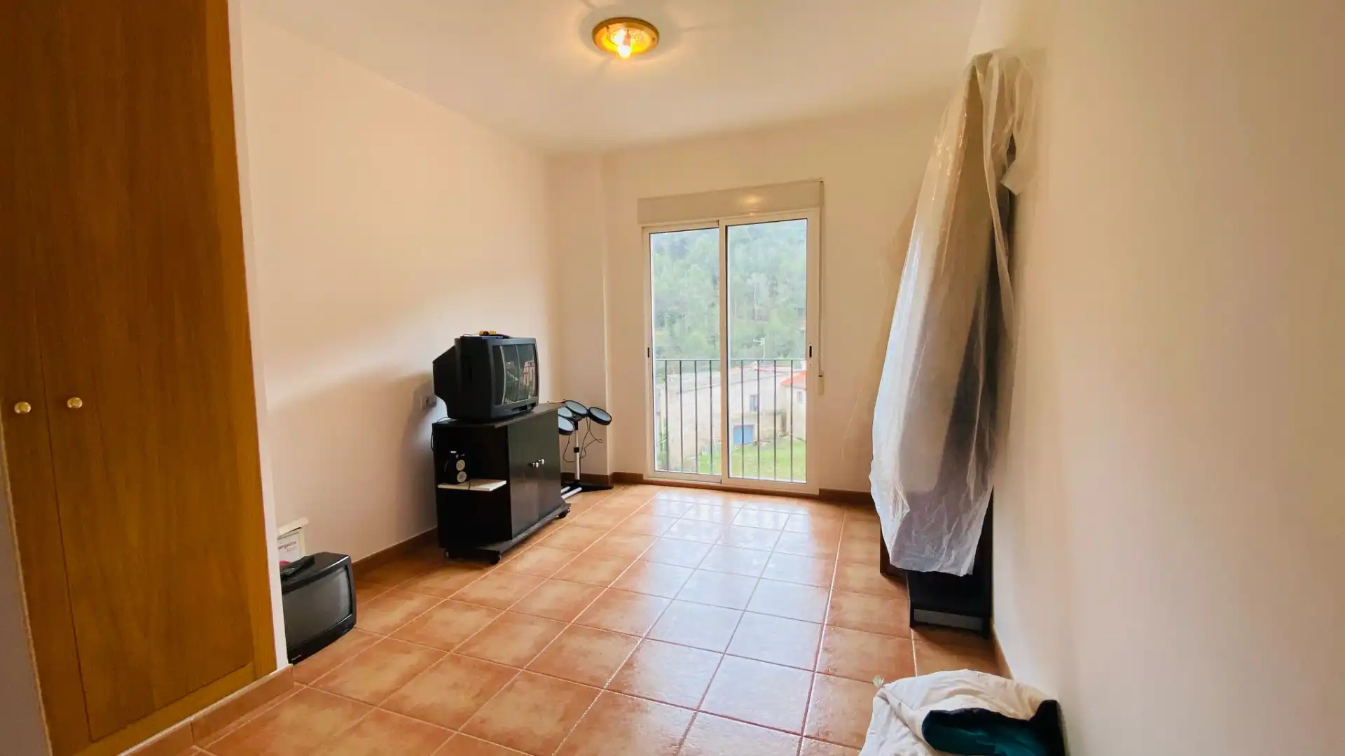 Living room of Flat for sale in Cirat  with Oven