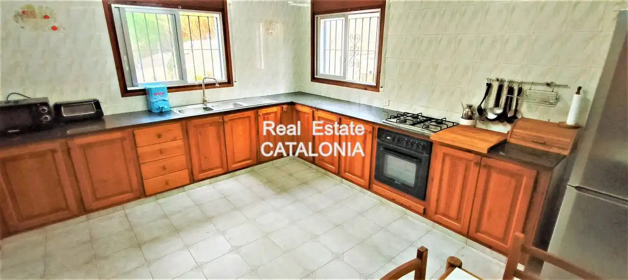 Cuina de Casa o xalet en venda en Maçanet de la Selva amb Calefacció, Jardí privat i Terrassa