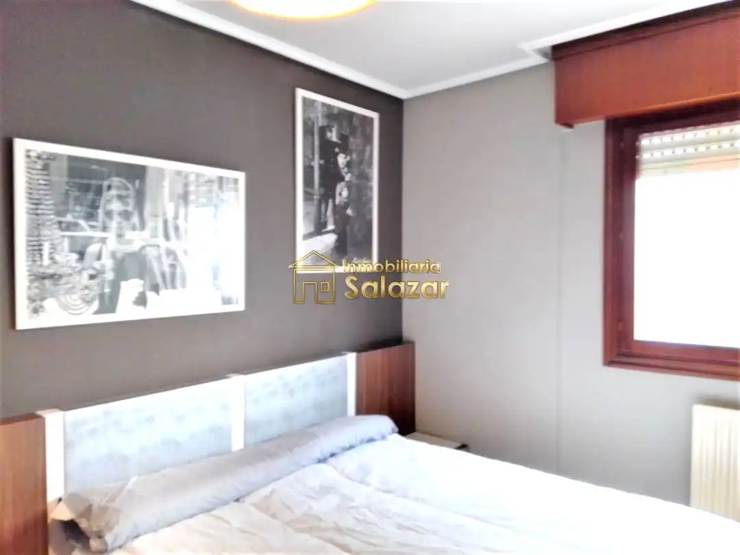 Habitación de Piso en venta en Santurtzi  con Calefacción, Terraza y Trastero