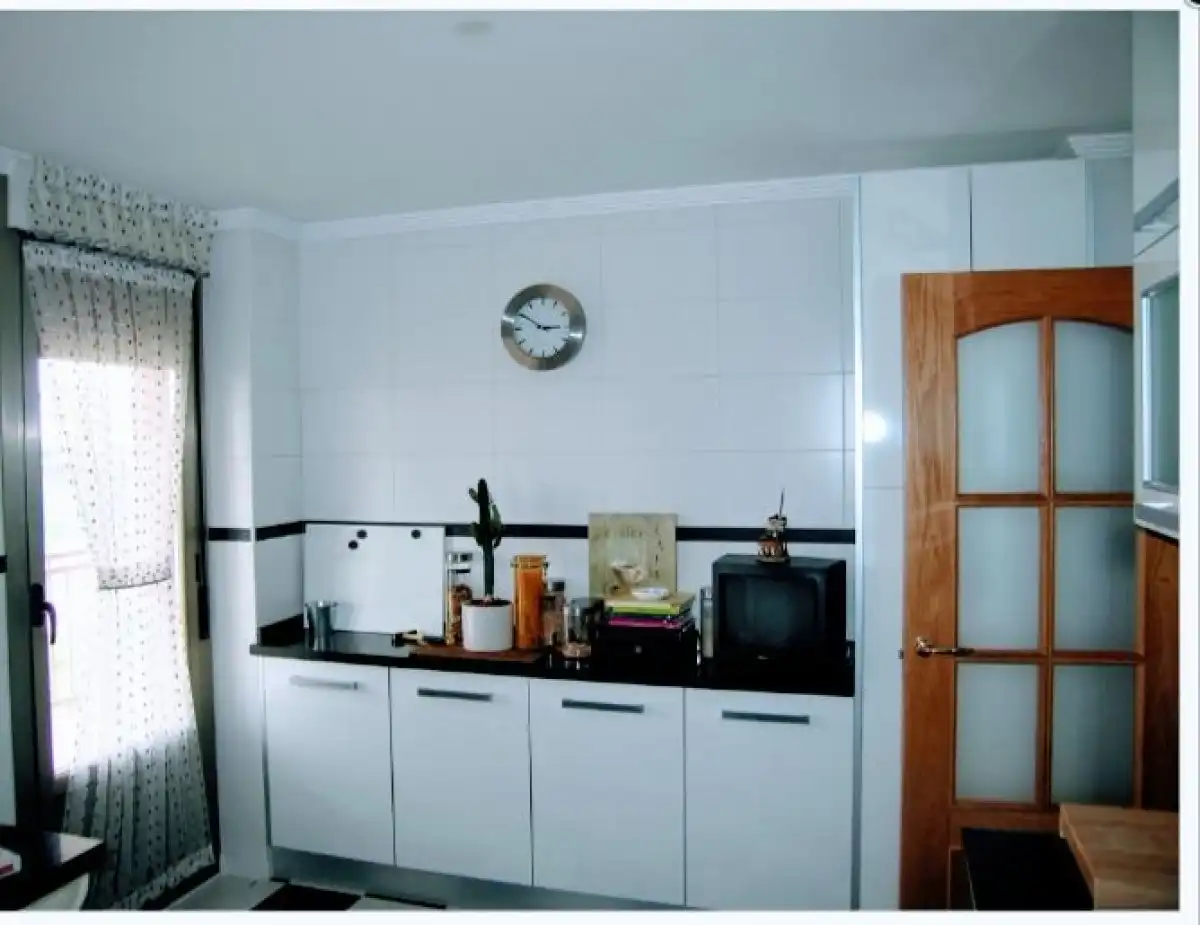 Cocina de Casa o chalet en venta en La Vellés  con Calefacción, Parquet y Terraza