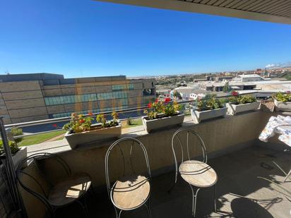 Terrasse von Wohnung zum verkauf in Salamanca Capital mit Klimaanlage, Terrasse und Balkon