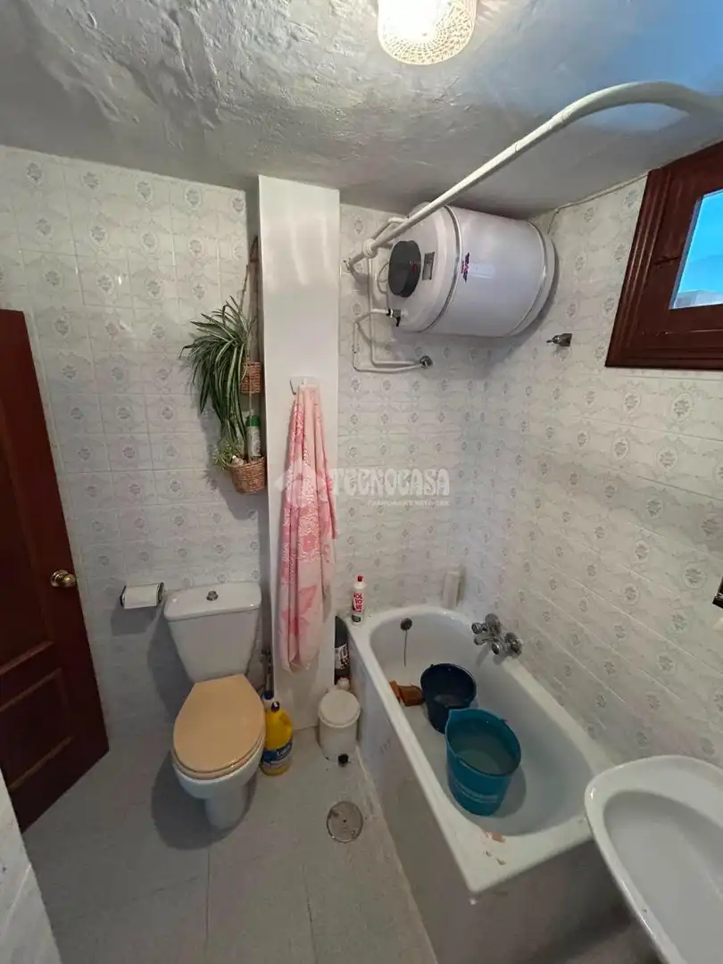 Badezimmer von Wohnung zum Verkauf in Arcos de la Frontera