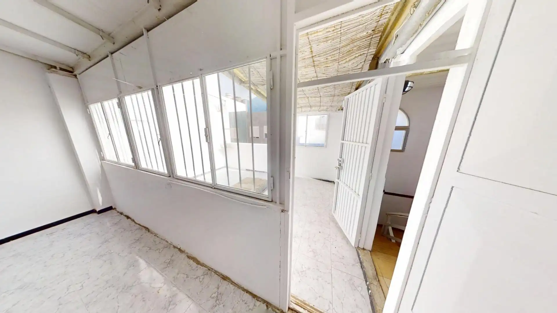 Casa adosada en venda en Ingenio amb Terrassa, Traster i Balcó