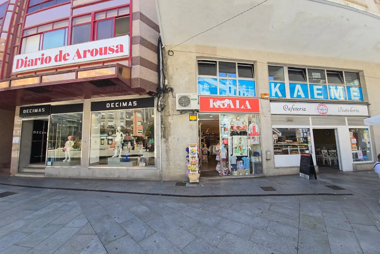 Local comercial en traspaso en Praza de Galicia 10