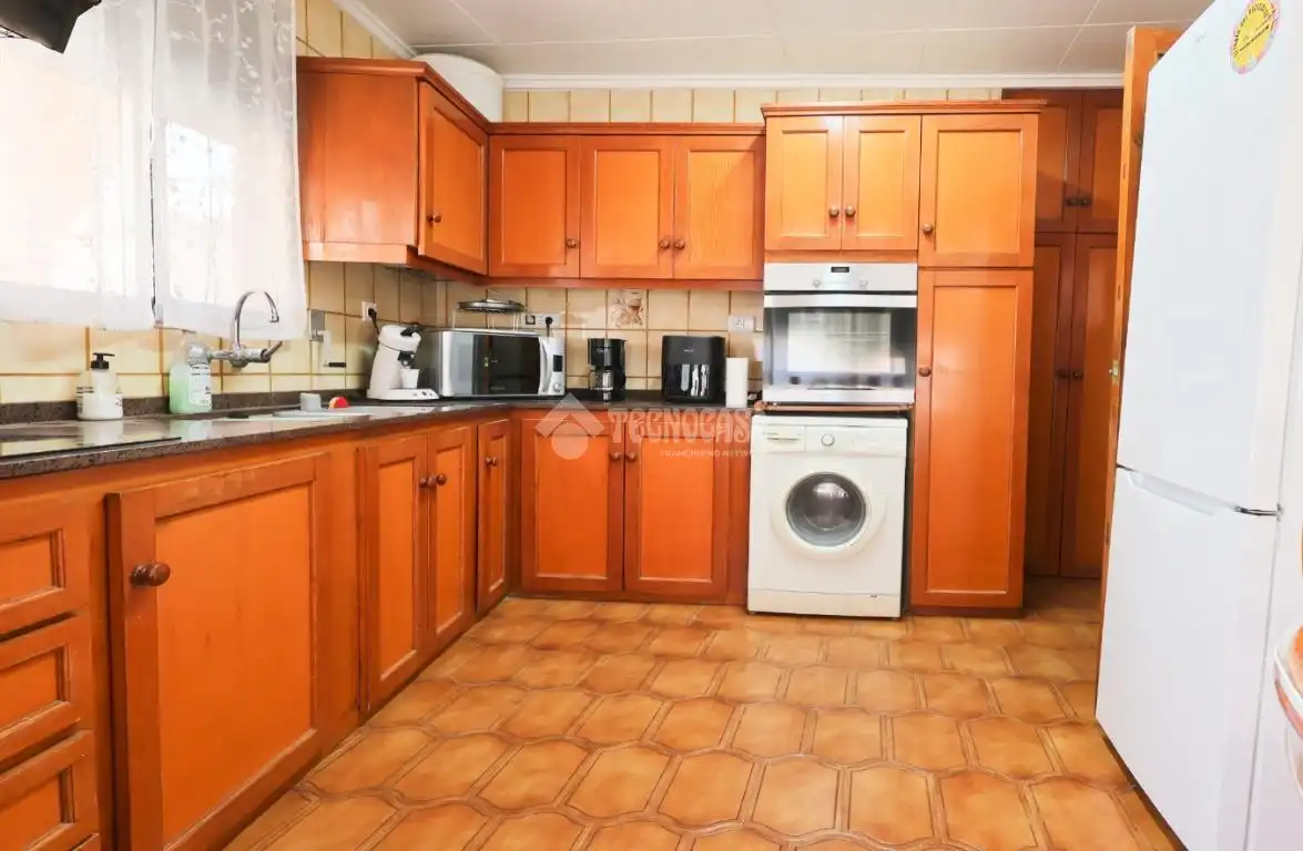 Cocina de Piso en venta en Sagunto / Sagunt con Aire acondicionado y Amueblado