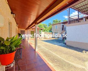 Vista exterior de Casa o xalet en venda en Oímbra amb Terrassa