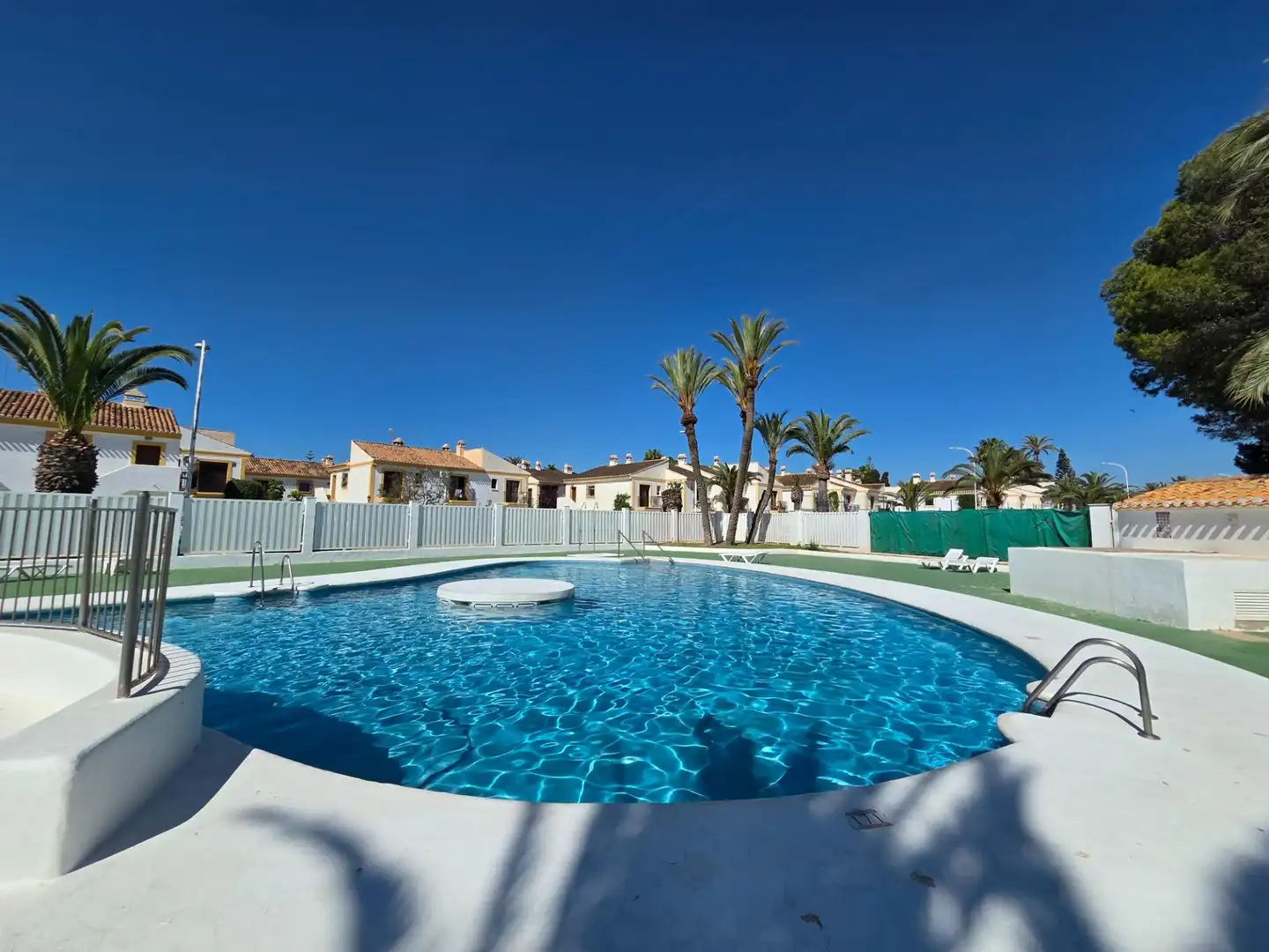 Terraced house with terrace for sale in Avenida Avenida Juan Sebastián Elcano