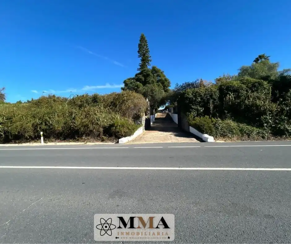 Vista exterior de Finca rústica en venda en El Rompido amb Aire condicionat, Calefacció i Jardí privat