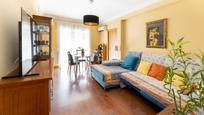 Sala d'estar de Pis en venda en  Granada Capital amb Terrassa i Balcó