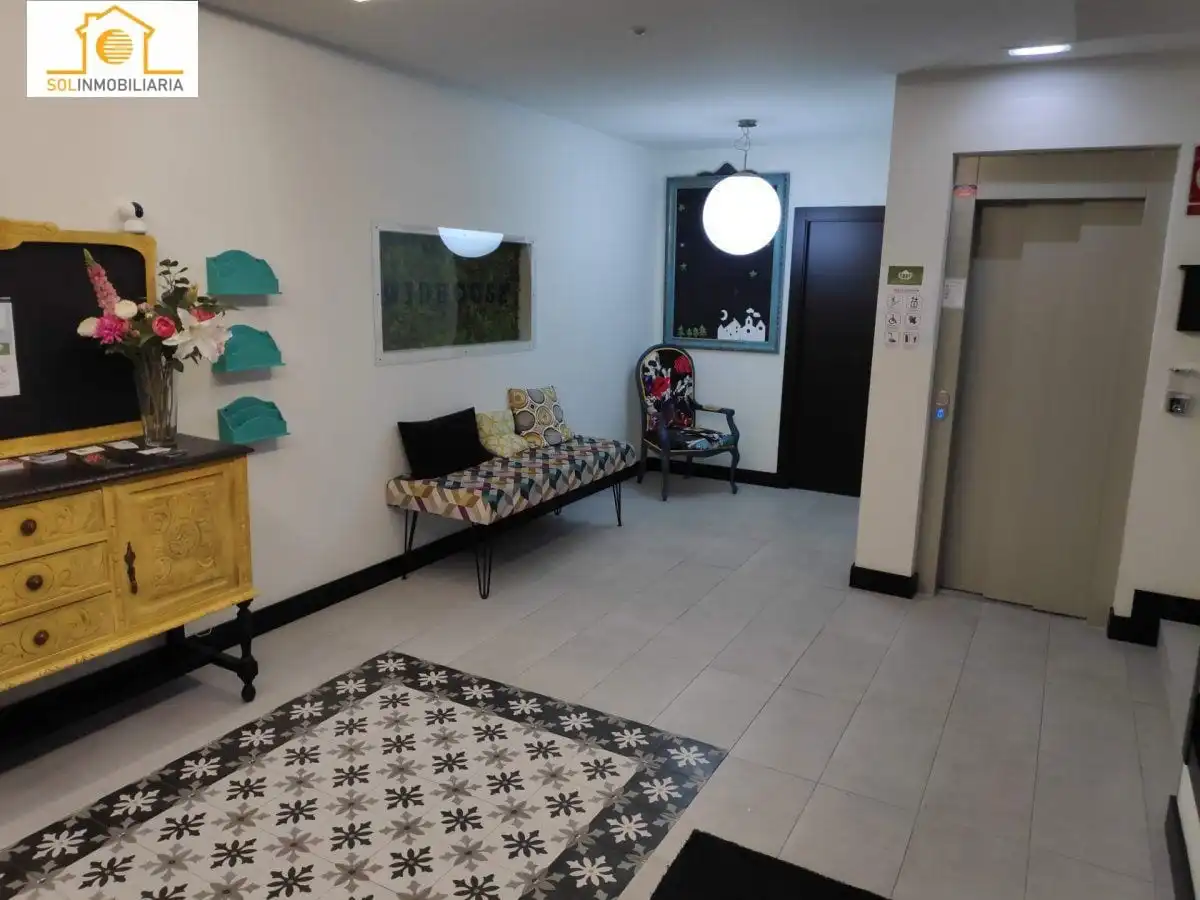 Piso en venta en León Capital  con Calefacción, Amueblado y TV