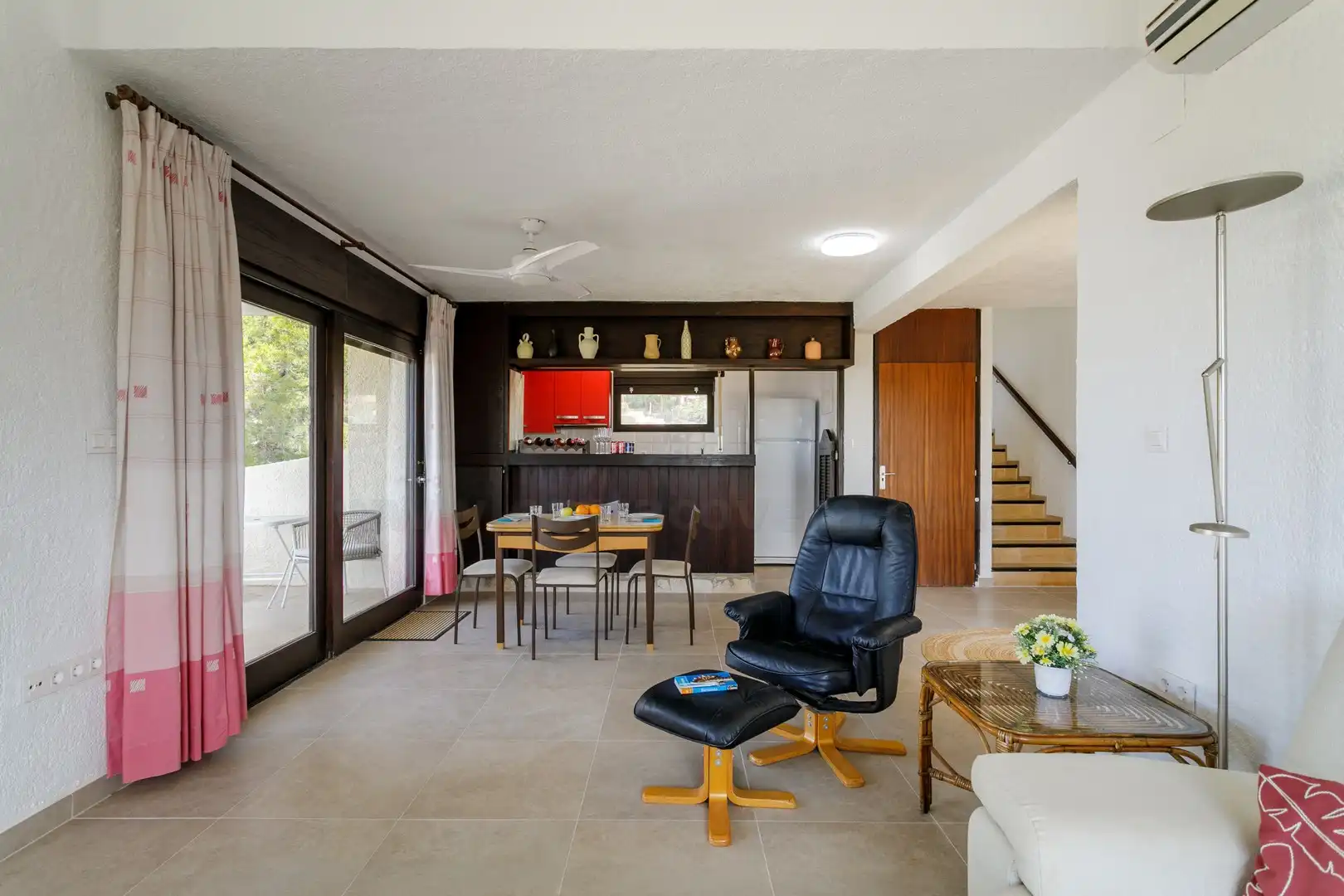 Living room of Houses for sale in El Campello  with Air Conditioner, Private garden and Terrace