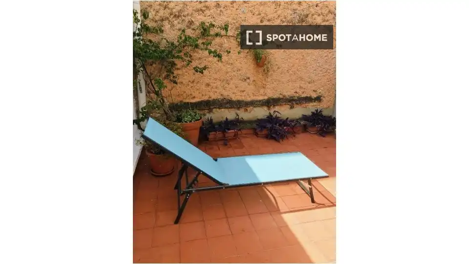 Vista exterior de Estudio para compartir en Catarroja con Aire acondicionado, Calefacción y Terraza