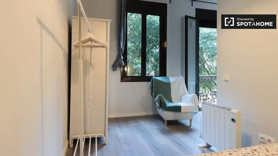 Flat with terrace to rent in Sants - Montjuïc, imagen 5