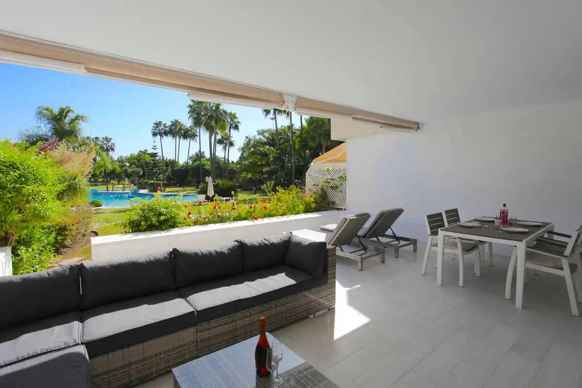 Penthouse with pool for sale in Nueva Andalucía, imagen 9