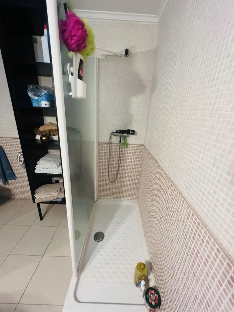 Bany de Pis en venda en Voto amb Calefacció, Moblat i Piscina comunitària