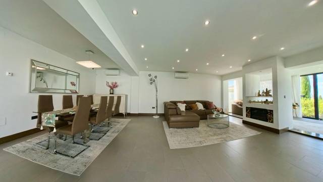 Casa adosada en Alquiler en Altos de la Zubia