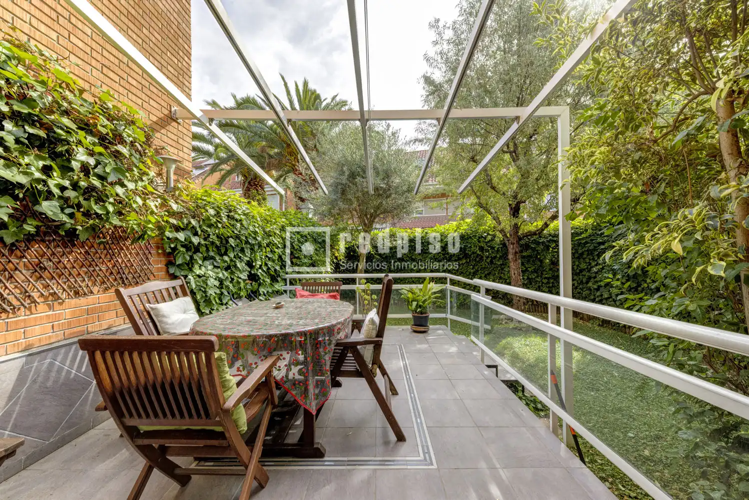 Terrace of Houses for sale in Pozuelo de Alarcón  with Air Conditioner, Heating and Private garden