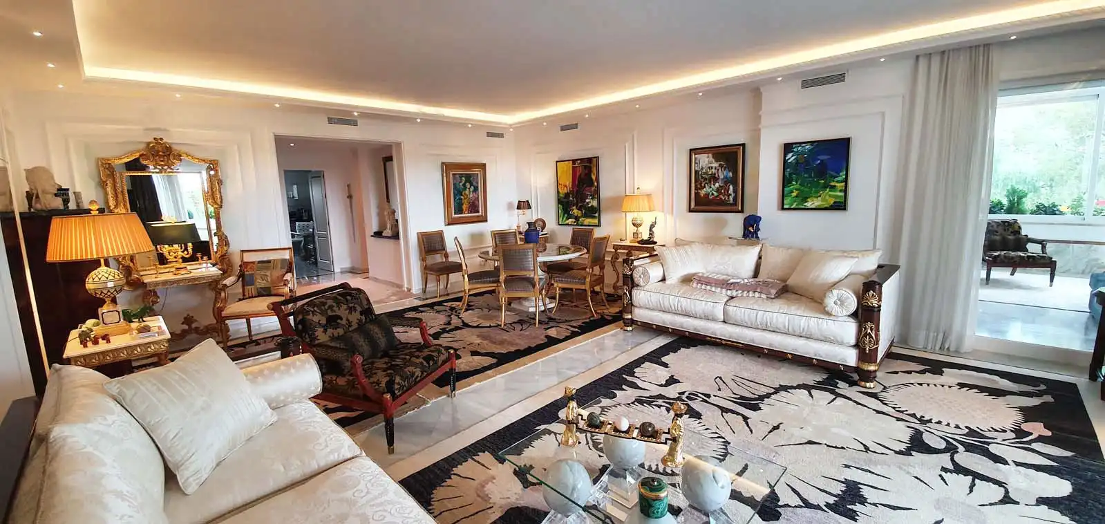Wohnzimmer von Wohnungen zum Verkauf in Marbella mit Klimaanlage, Terrasse und Abstellraum