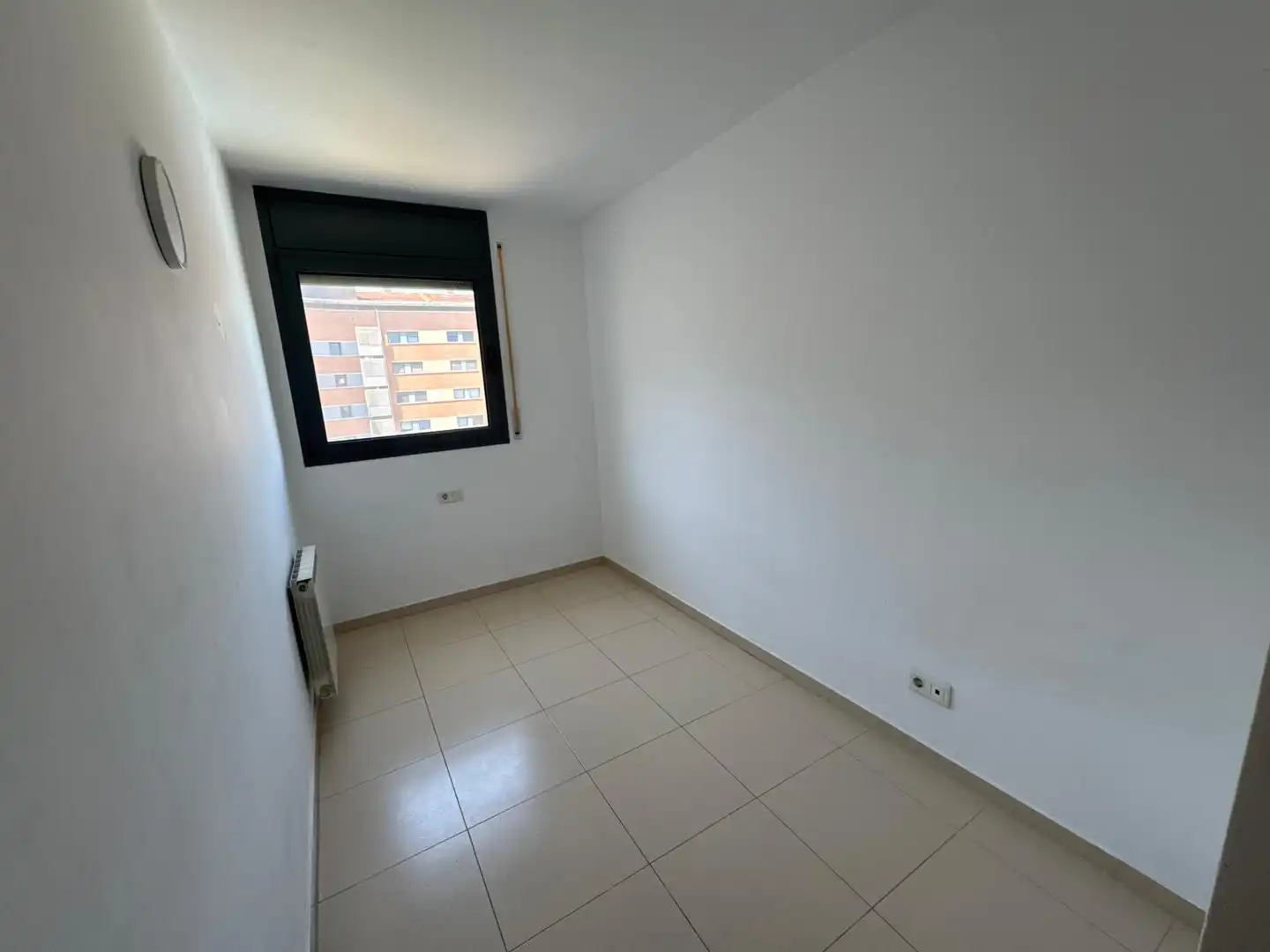 Habitación de Piso en venta en Sant Joan Despí con Aire acondicionado, Calefacción y Horno