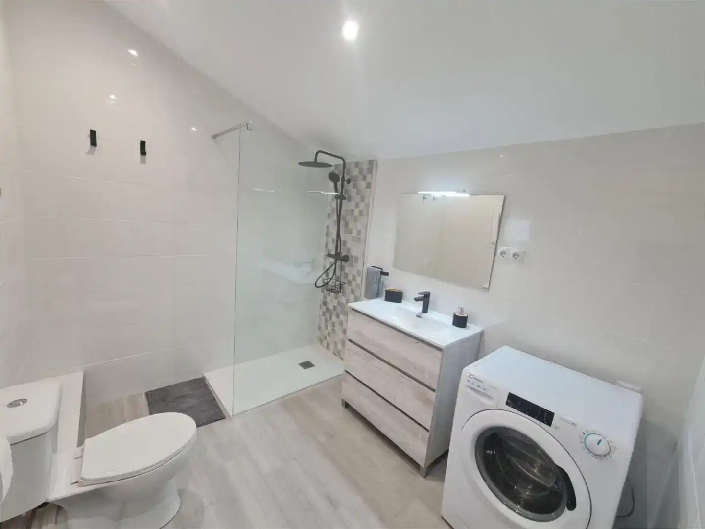 Badezimmer von Dachboden zur Miete in Chamartín