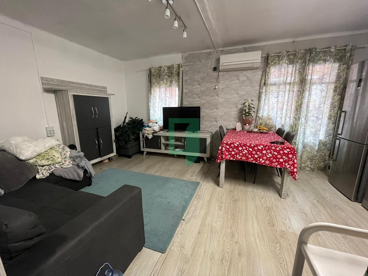 Sala d'estar de Pis en venda en Badalona amb Aire condicionat i Balcó