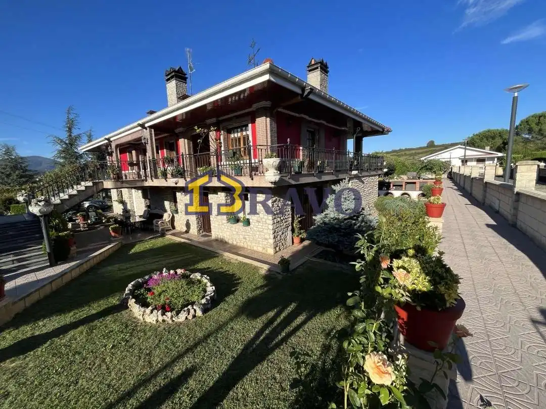 Vista exterior de Casa o chalet en venta en Valle de Mena con Calefacción, Jardín privado y Terraza