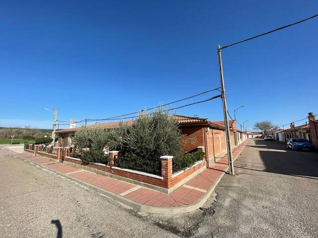 Casa-chalet en Venta en Quintanilla de Onésimo