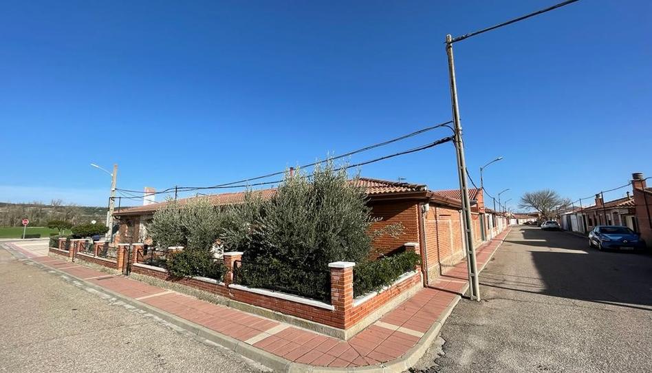 Foto 1 de Casa o xalet en venda a Quintanilla de Onésimo, Valladolid