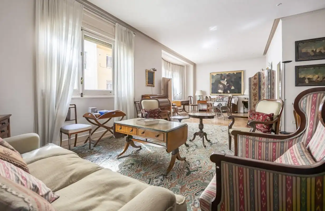 Living room of Flat for sale in Madrid  with Air Conditioner, Heating and Terrace