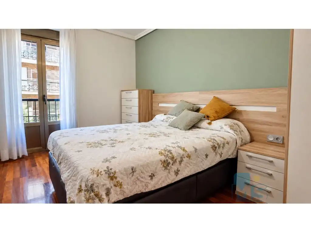 Bedroom of Flat for sale in Pasaia  with Furnished, Oven and Washing machine