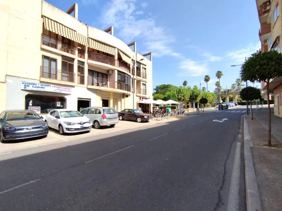 Local comercial en venda a Calle Calle Sor Valentina Mirón, 55, puerta