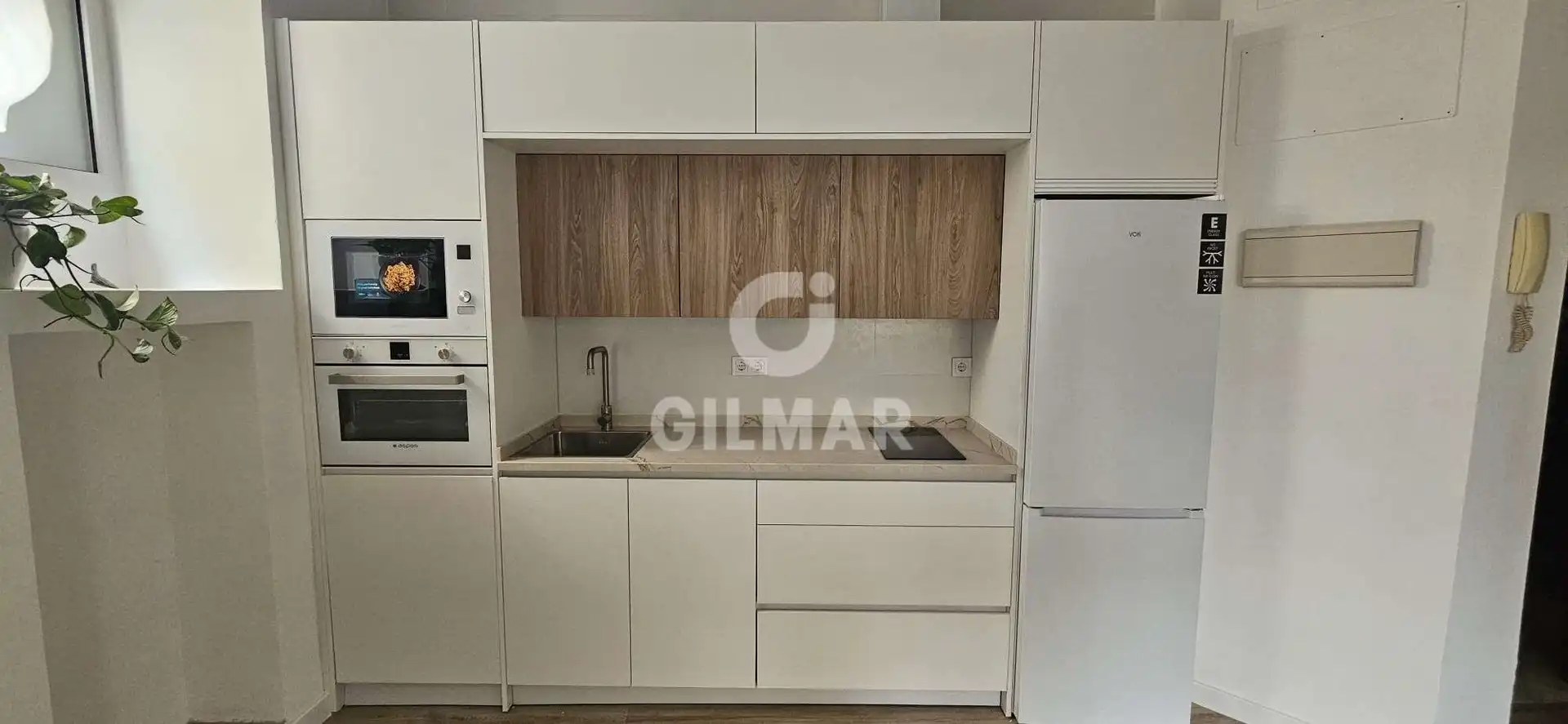 Cocina de Piso de alquiler en Sevilla con Calefacción y Trastero