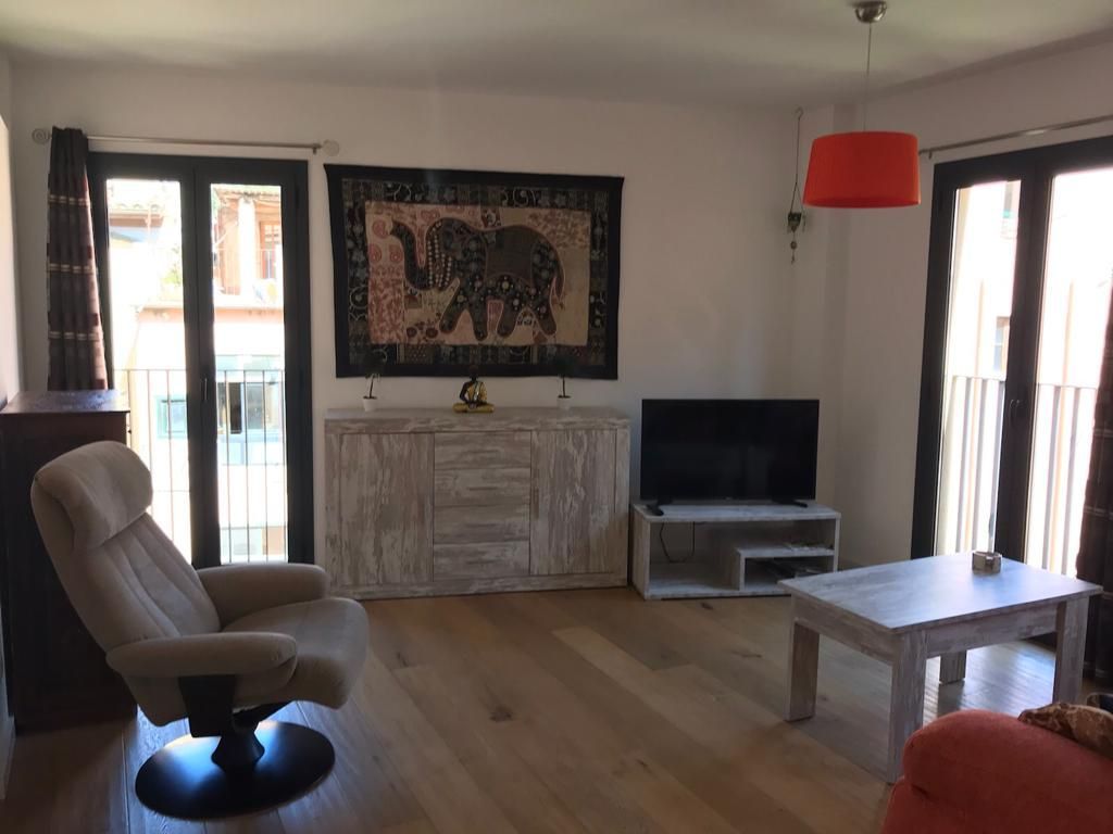 Living room of Flat to rent in Girona Capital  with Air Conditioner, Heating and Parquet flooring