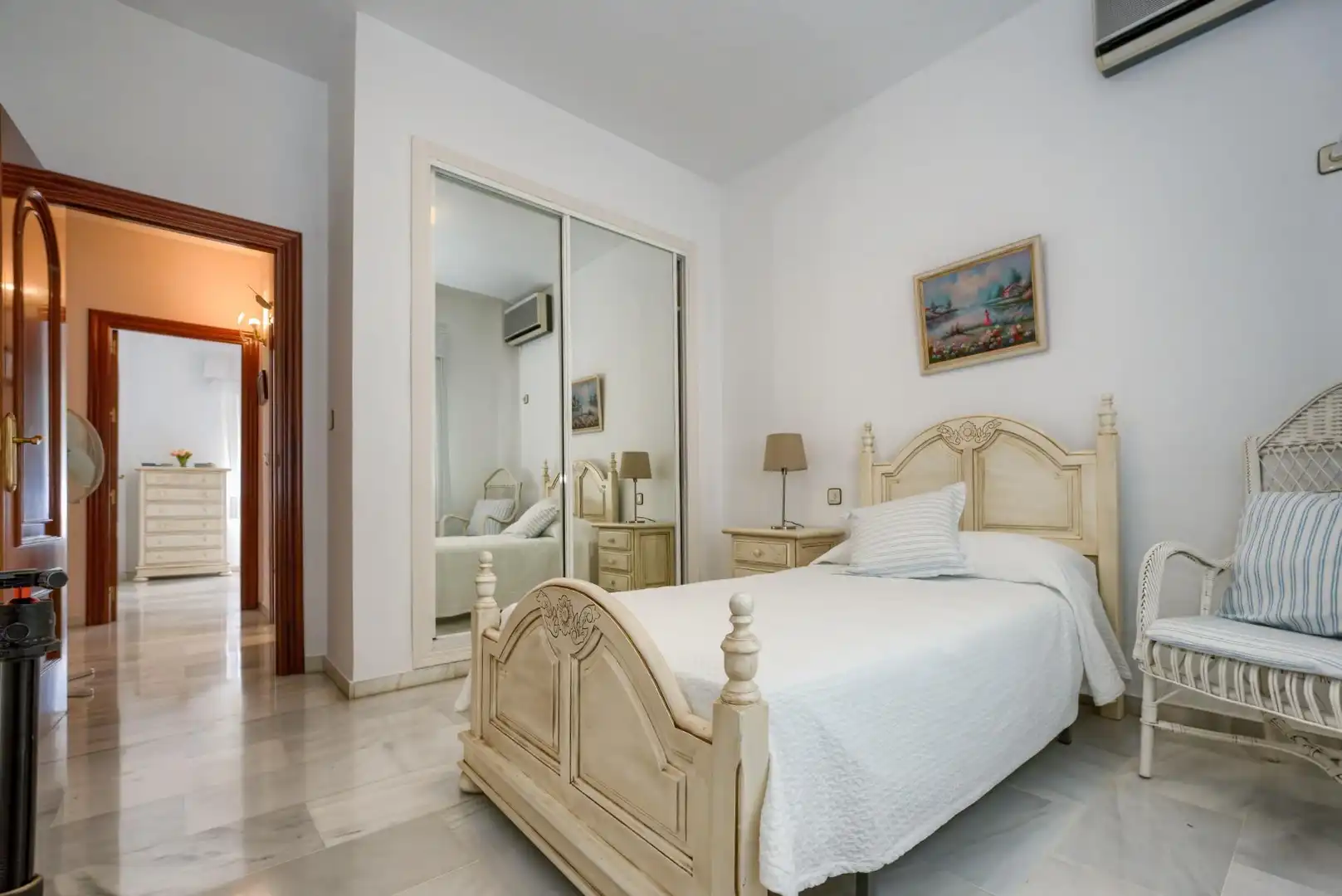 Bedroom of Houses for sale in Tomares  with Air Conditioner, Heating and Private garden