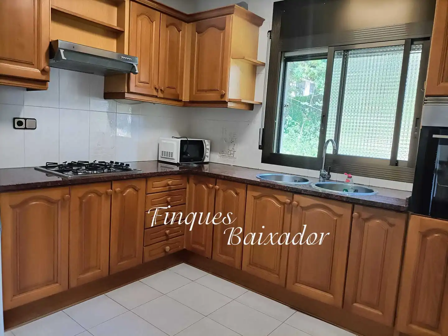 Cocina de Casa adosada de alquiler en Castelldefels con Calefacción, Terraza y Amueblado
