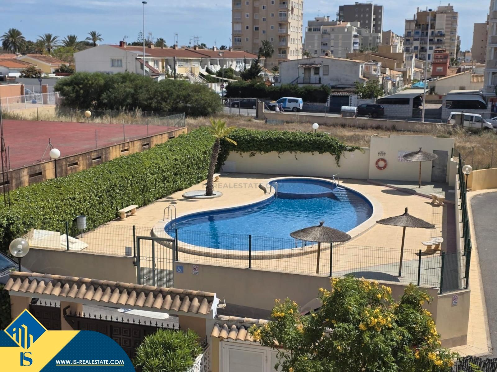 Swimming pool of House or chalet for sale in Torrevieja  with Terrace, Furnished and Community pool
