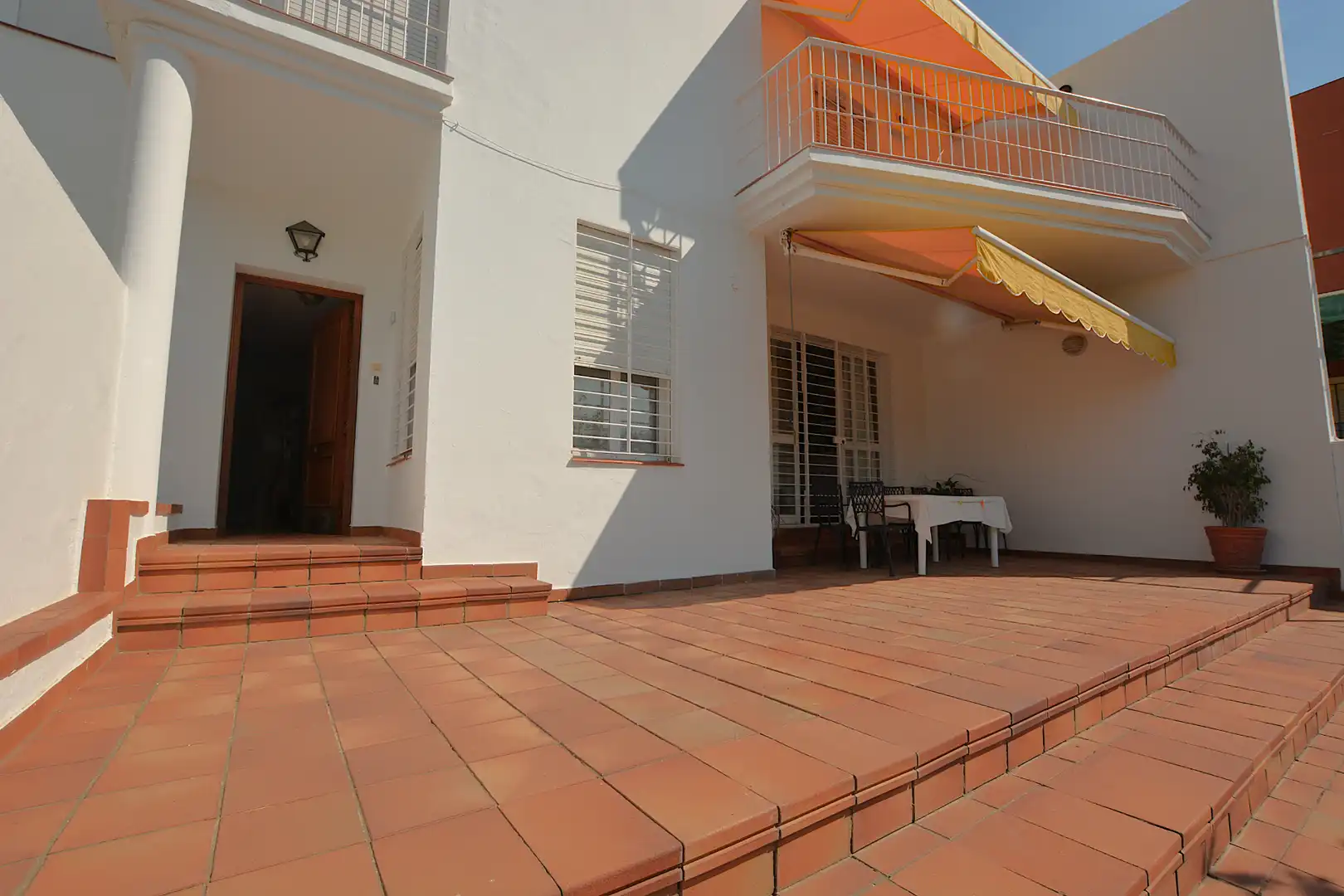 Semi-detached house with terrace for sale in Calle del Teatro, imagen 2