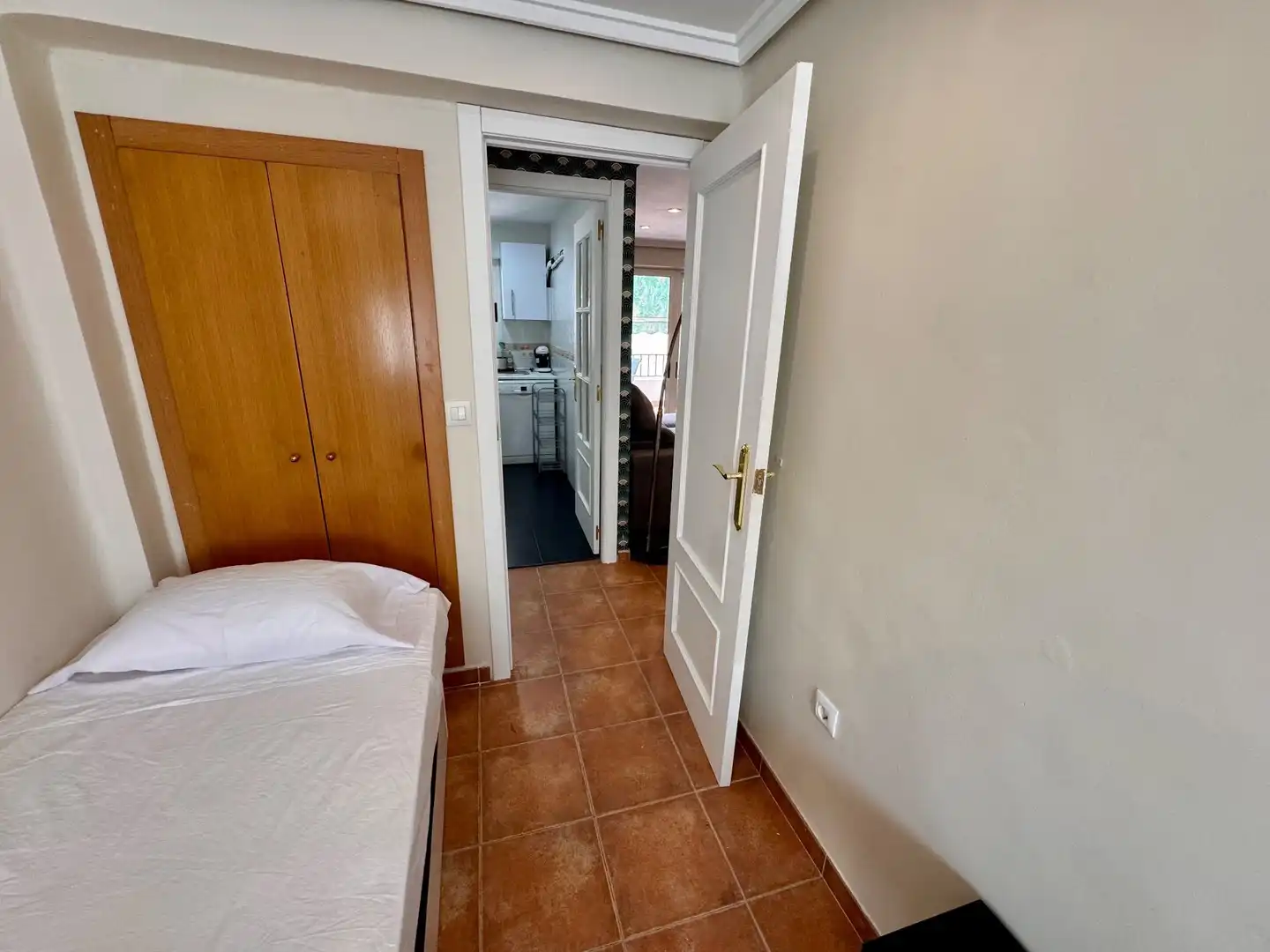 Habitación de Apartamento en venta en Sagunto / Sagunt con Aire acondicionado
