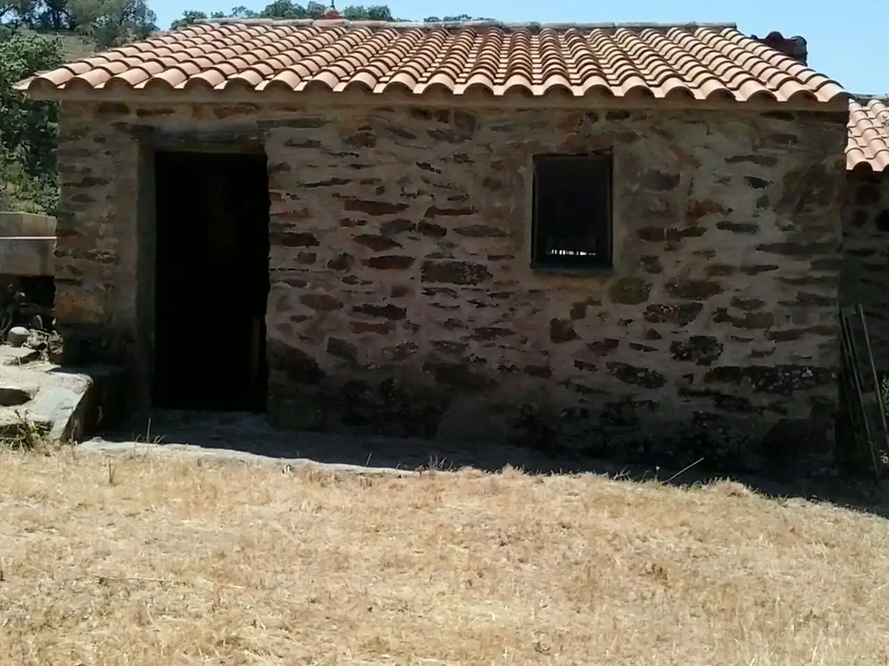 Außenansicht von Residential zum Verkauf in Valverde del Fresno