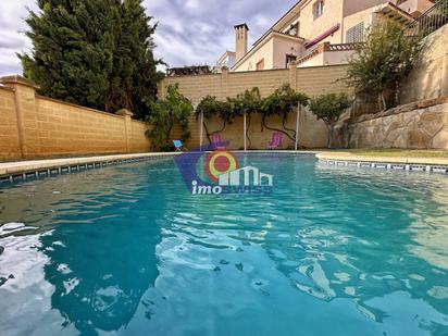 Piscina de Casa o xalet en venda en Rincón de la Victoria amb Aire condicionat, Terrassa i Piscina