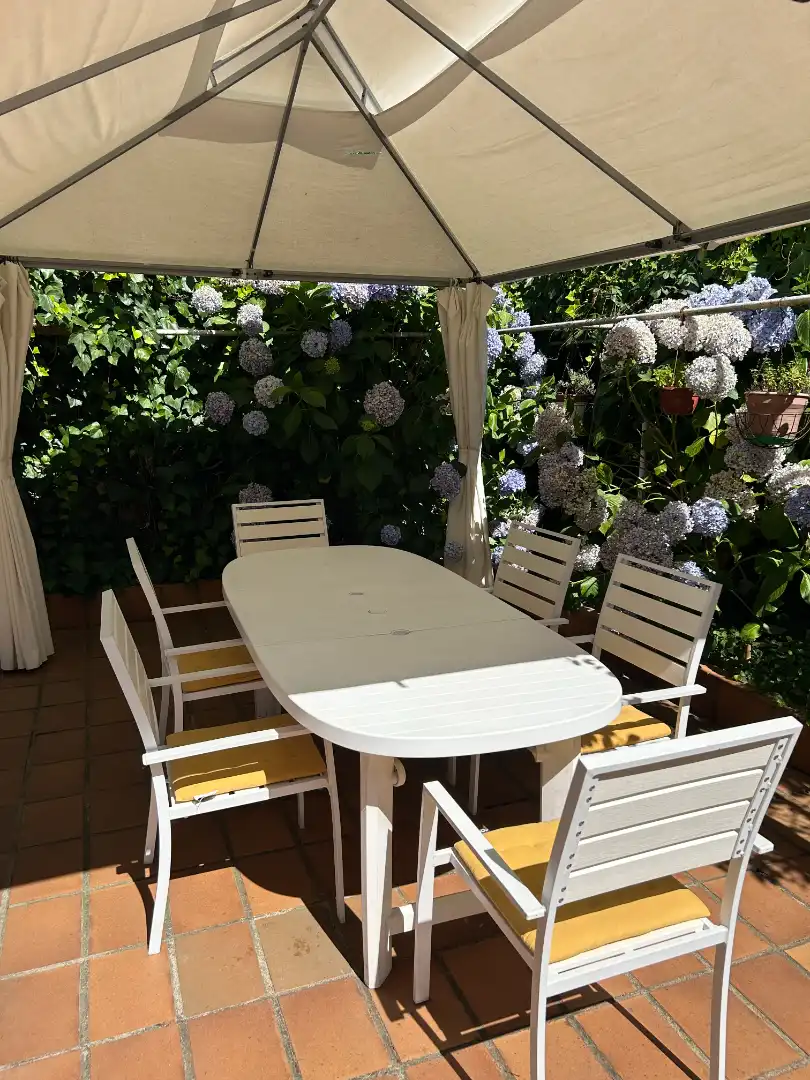 Terraza de Casa o chalet en venta en Vigo  con Calefacción, Jardín privado y Parquet