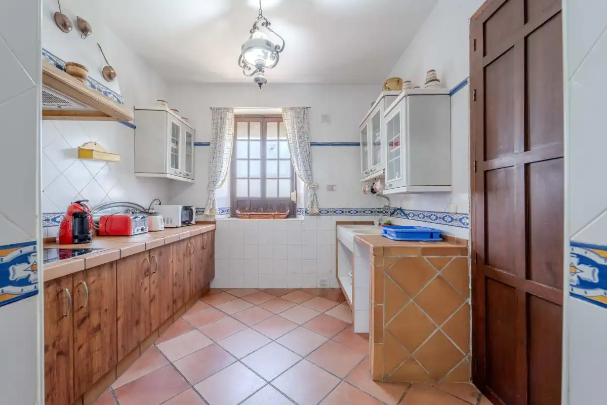 Cocina de Finca rústica en venta en Antequera con Aire acondicionado, Calefacción y Jardín privado