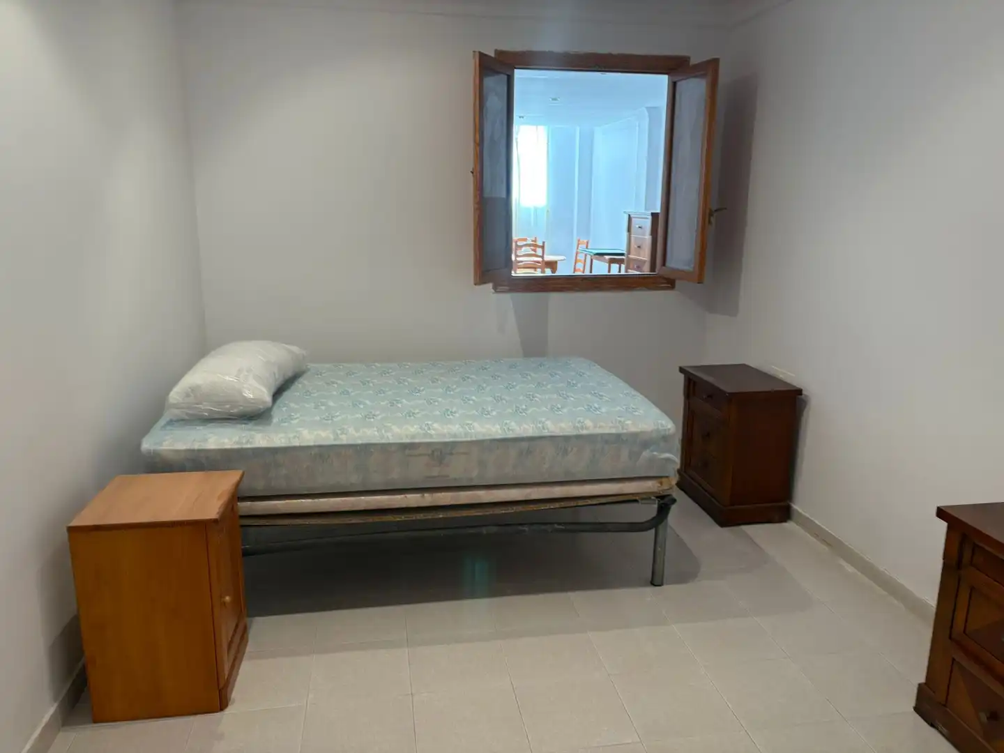 Habitación de Planta baja en venta en Vilallonga / Villalonga con Aire acondicionado, Amueblado y Horno